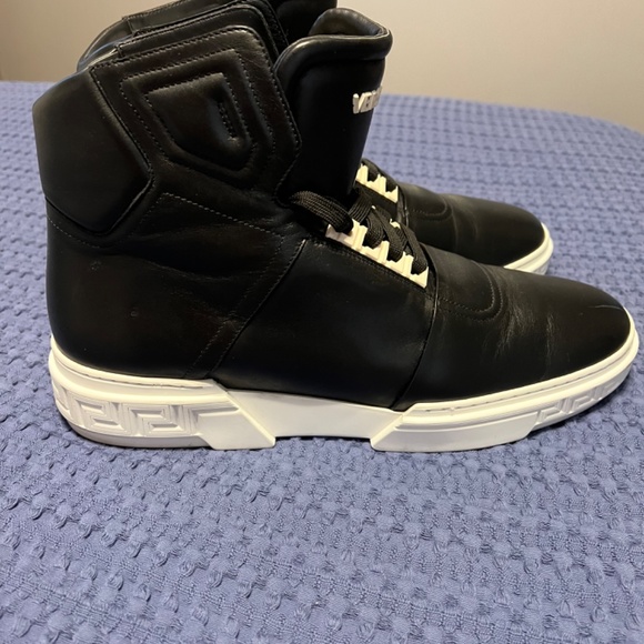 Men’s Versace leather high tops main image 4